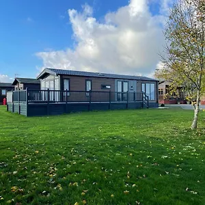 Coopers With Hot Tub , Malton United Kingdom