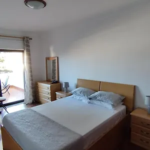 Quarto Com Varanda No Centro Em , Tavira Portugal
